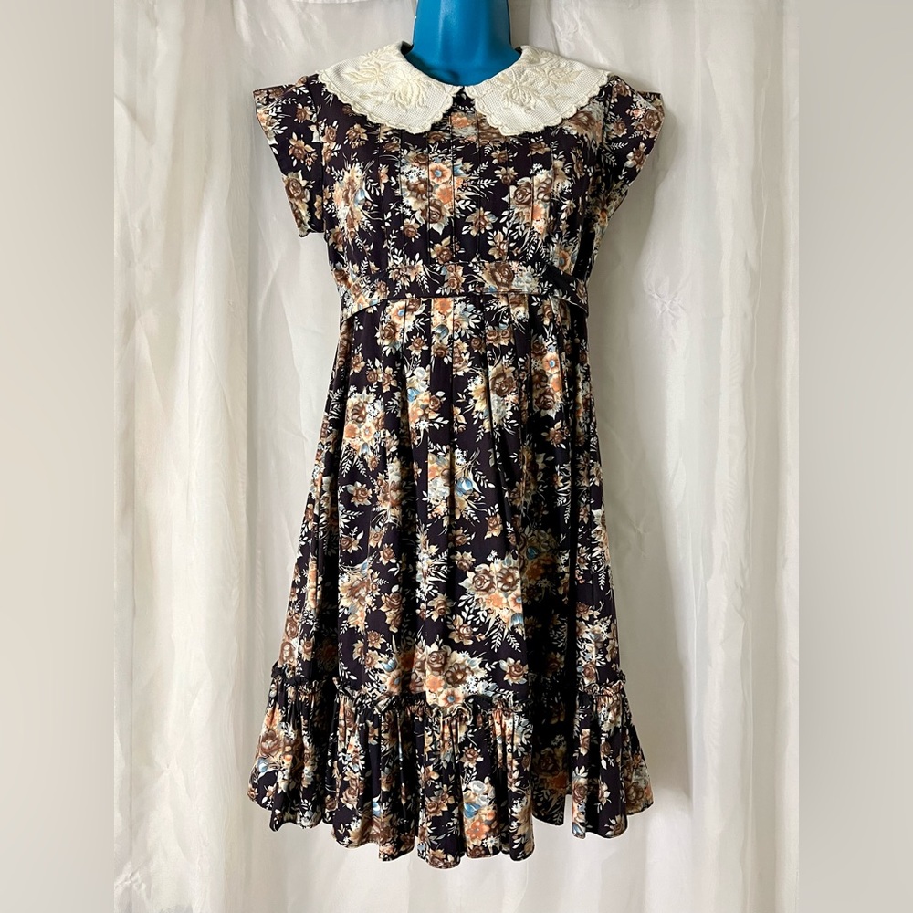 1970’s Vintage “Young Edwardian by Areja” Floral Short Sleeve, Cottagecore Dress